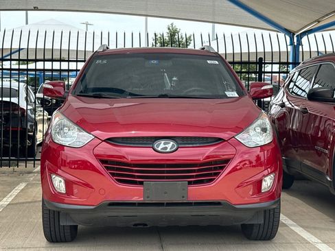 Used 2013 Hyundai Tucson GLS FWD image 2