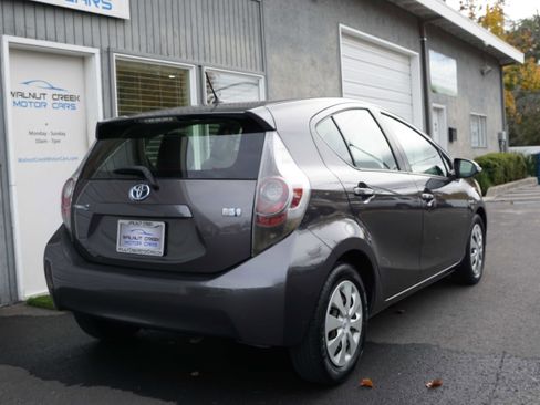 Used 2013 Toyota Prius C Two image 22