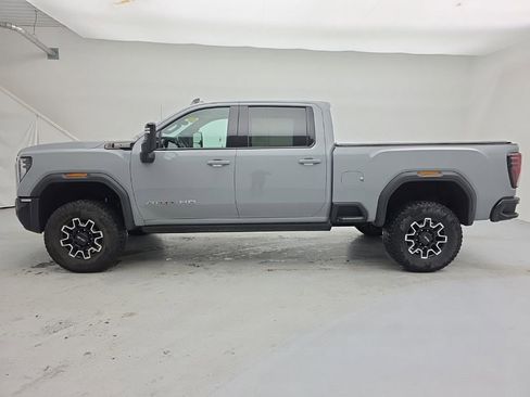 Used 2024 GMC Sierra 2500 AT4X w/ Snow Plow Prep/Camper Package image 9