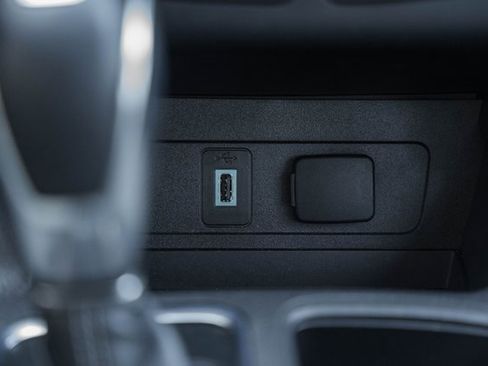 Used 2019 Ford Escape SE image 30