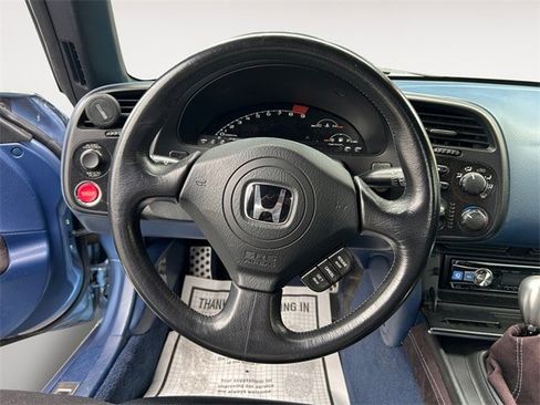 Used 2004 Honda S2000 image 12