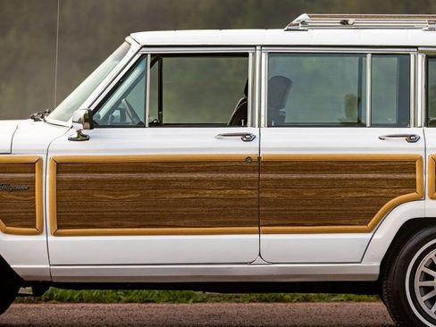 Used 1989 Jeep Grand Wagoneer AWD/4WD image 61