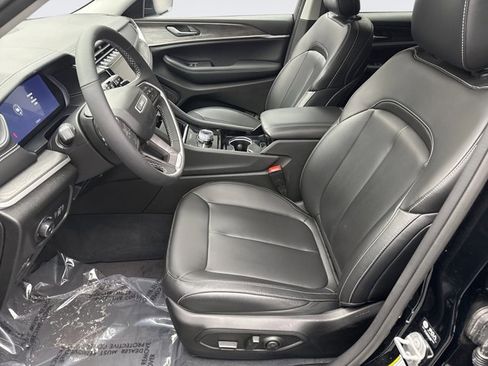 Used 2023 Jeep Grand Cherokee Limited image 11