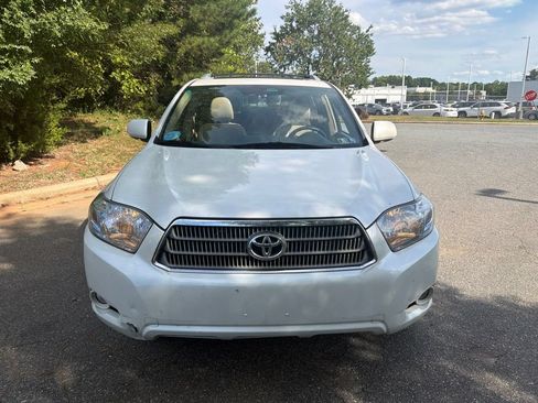 Used 2010 Toyota Highlander Limited AWD/4WD image 10