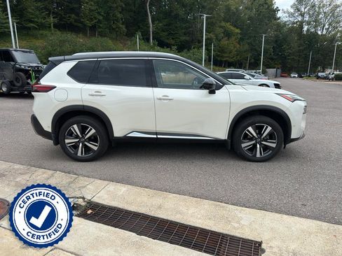 Certified 2023 Nissan Rogue Platinum w/ Platinum Premium Package image 2