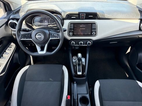 Used 2021 Nissan Versa SV image 18