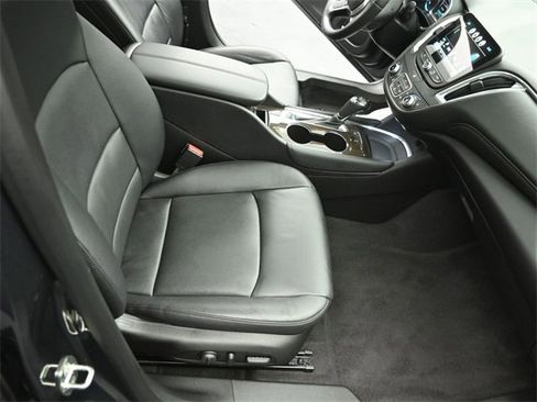 Used 2018 Chevrolet Malibu Premier w/ Premier Sun and Wheel Package image 27