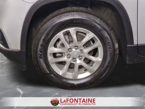 Certified 2020 Chevrolet Traverse LT image 30