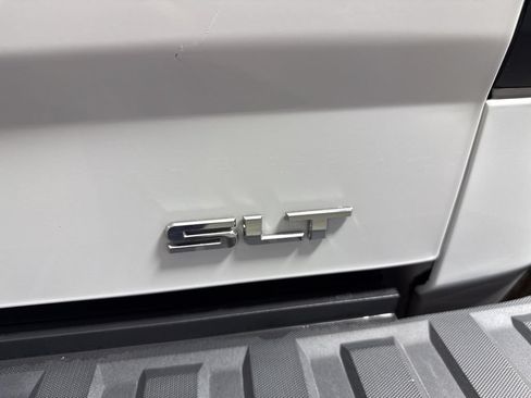 Used 2018 GMC Sierra 1500 SLT w/ SLT Premium Package AWD/4WD image 30