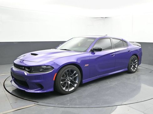 Used 2023 Dodge Charger Scat Pack w/ Plus Group RWD image 7