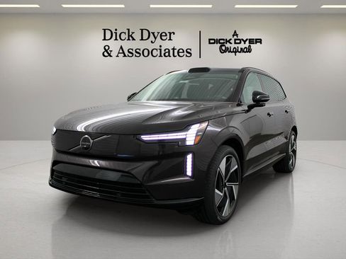 New 2025 Volvo EX90 Ultra image 6