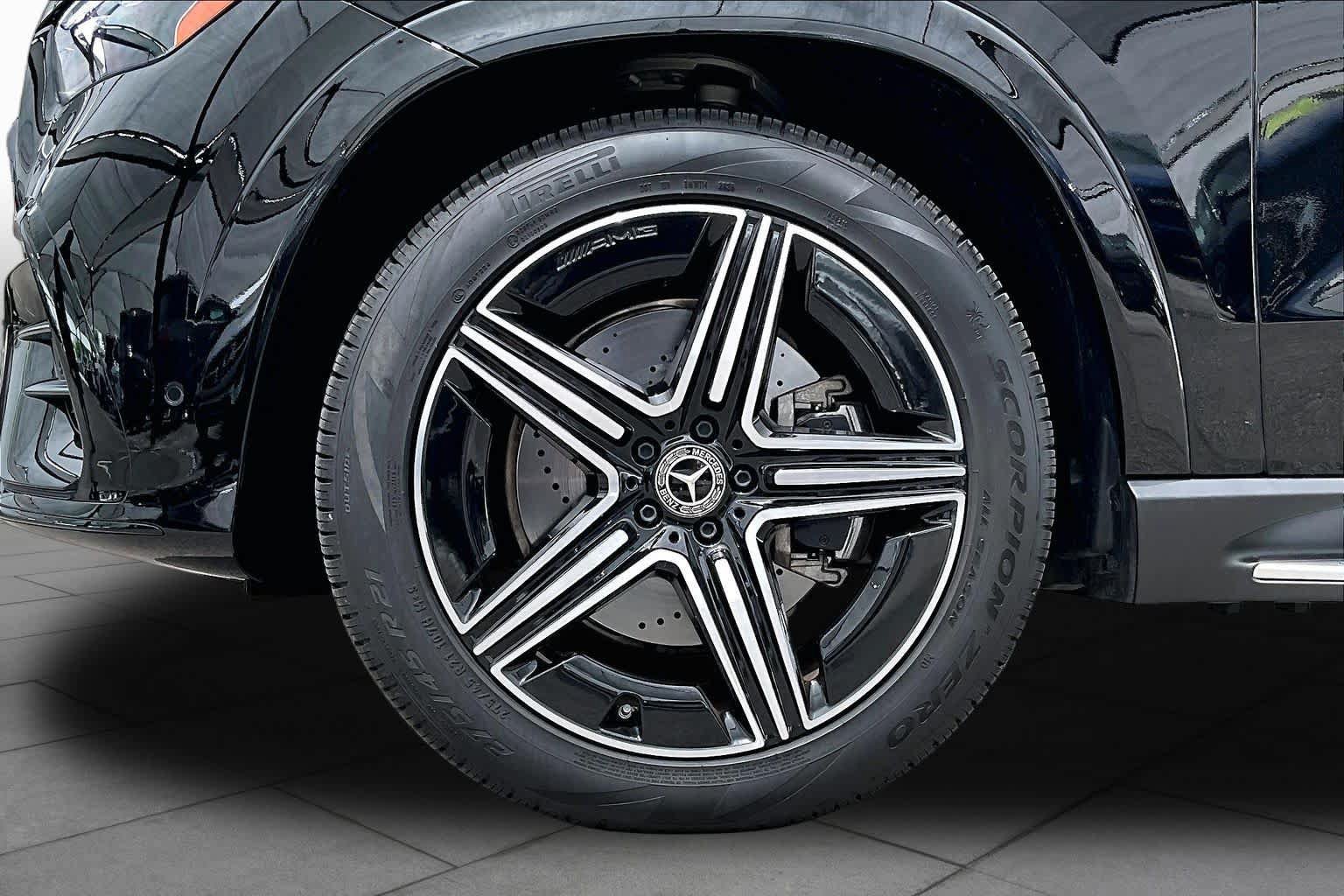 Certified 2026 Mercedes-Benz GLE 450 4MATIC image 11