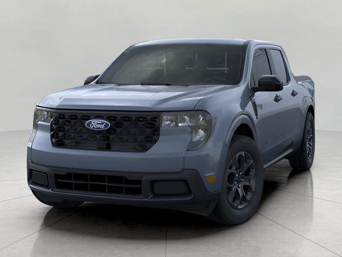 Used 2026 Ford Maverick XLT AWD/4WD image 2