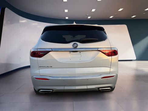Used 2023 Buick Enclave Premium image 4