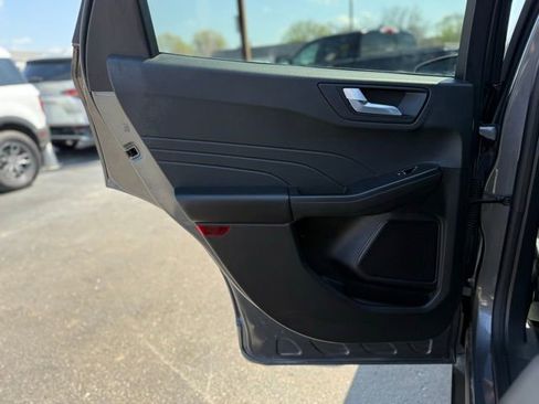 Certified 2023 Ford Escape ST-Line w/ Tech Pack #1 AWD/4WD image 13
