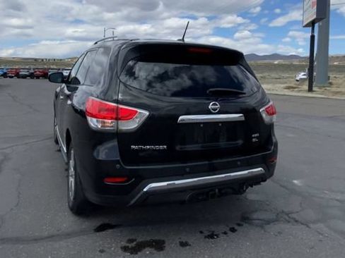 Used 2016 Nissan Pathfinder SL w/ SL Tech Package AWD/4WD image 7