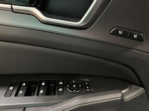 New 2026 Kia Sportage SX FWD image 16