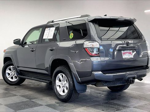 Used 2020 Toyota 4Runner SR5 Premium image 10