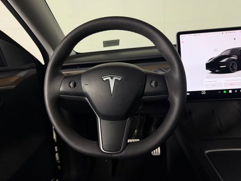 Used 2023 Tesla Model Y Performance AWD/4WD image 13