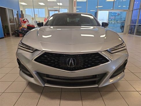 Used 2023 Acura TLX w/ Technology Package image 3