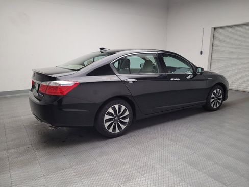 Used 2015 Honda Accord Touring image 10