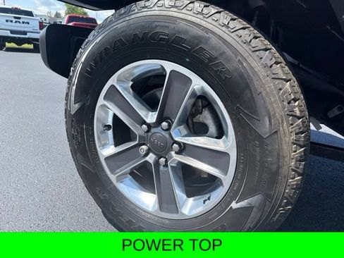 Used 2021 Jeep Wrangler Unlimited Sahara w/ Uconnect 4C Nav & Sound Group AWD/4WD image 9