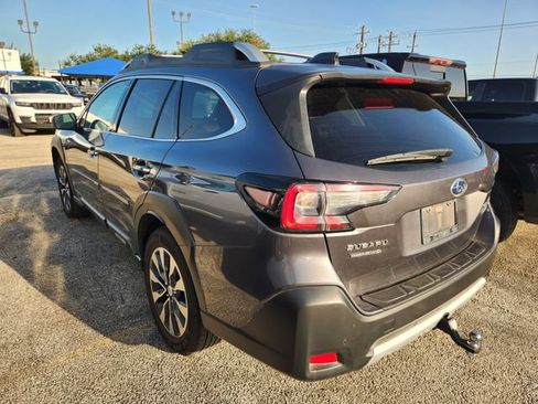 Used 2024 Subaru Outback Touring AWD/4WD image 4