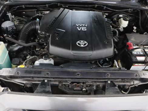 Used 2013 Toyota Tacoma PreRunner w/ Convenience Pkg image 32