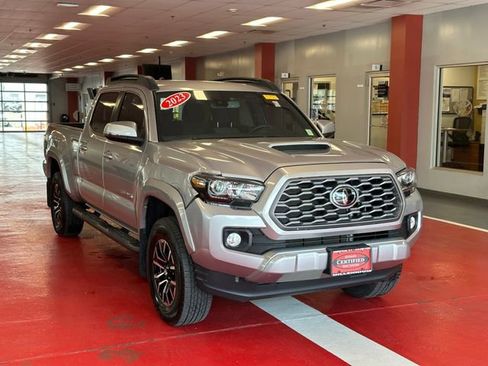 Certified 2023 Toyota Tacoma TRD Sport AWD/4WD image 2