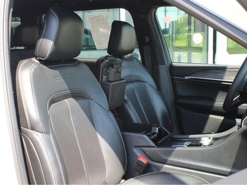 Used 2023 Jeep Grand Cherokee L Overland AWD/4WD image 26