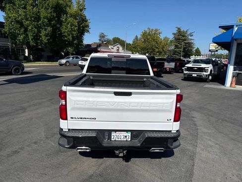 Used 2021 Chevrolet Silverado 1500 LT Trail Boss w/ Convenience Package II AWD/4WD image 7