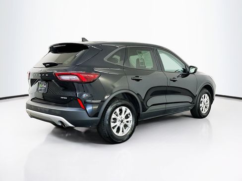 Used 2025 Ford Escape Active AWD/4WD image 9