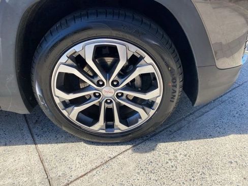 Used 2019 GMC Terrain SLT w/ Preferred Package FWD image 24