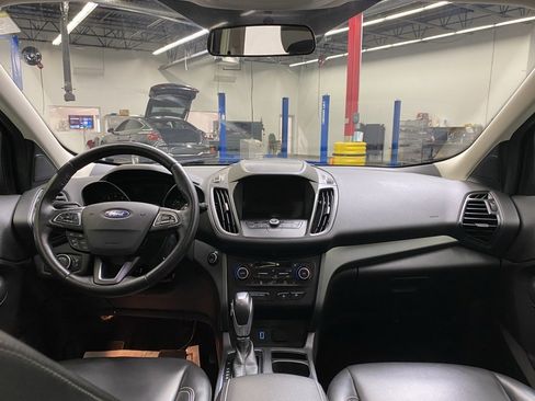 Used 2019 Ford Escape SEL image 20
