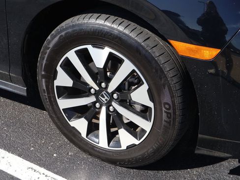Used 2025 Honda Odyssey EX-L image 5