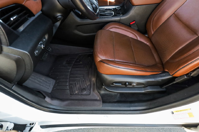 Used 2019 Chevrolet Traverse High Country AWD/4WD image 59
