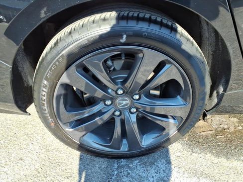 Used 2023 Acura TLX w/A-Spec Package image 7