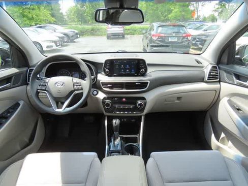 Used 2020 Hyundai Tucson Value AWD/4WD image 18