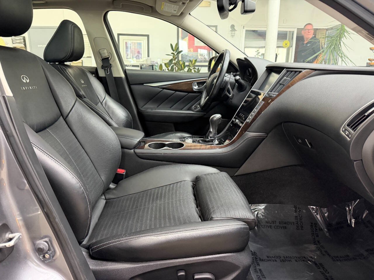 Used 2014 INFINITI Q50 AWD w/ Technology Package image 19
