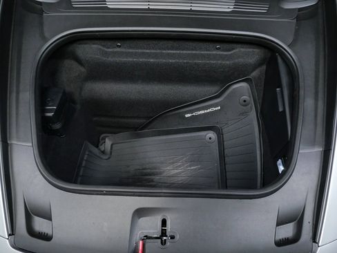 Certified 2025 Porsche 911 Carrera GTS image 28