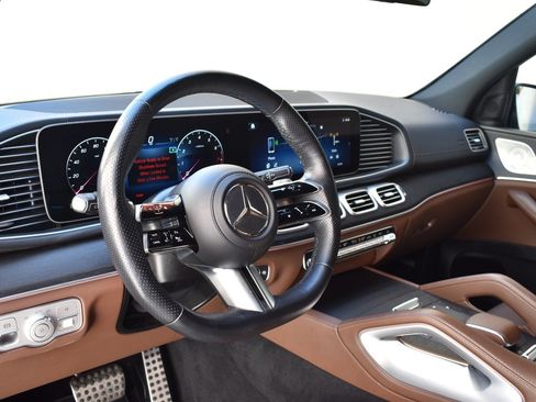 Used 2025 Mercedes-Benz GLS 450 4MATIC w/ AMG Line Exterior image 14