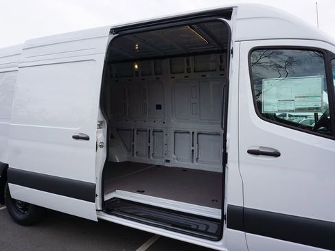 New 2026 Mercedes-Benz Sprinter 2500 image 51