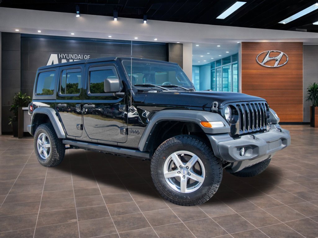 Used 2023 Jeep Wrangler Unlimited Sport AWD/4WD image 3