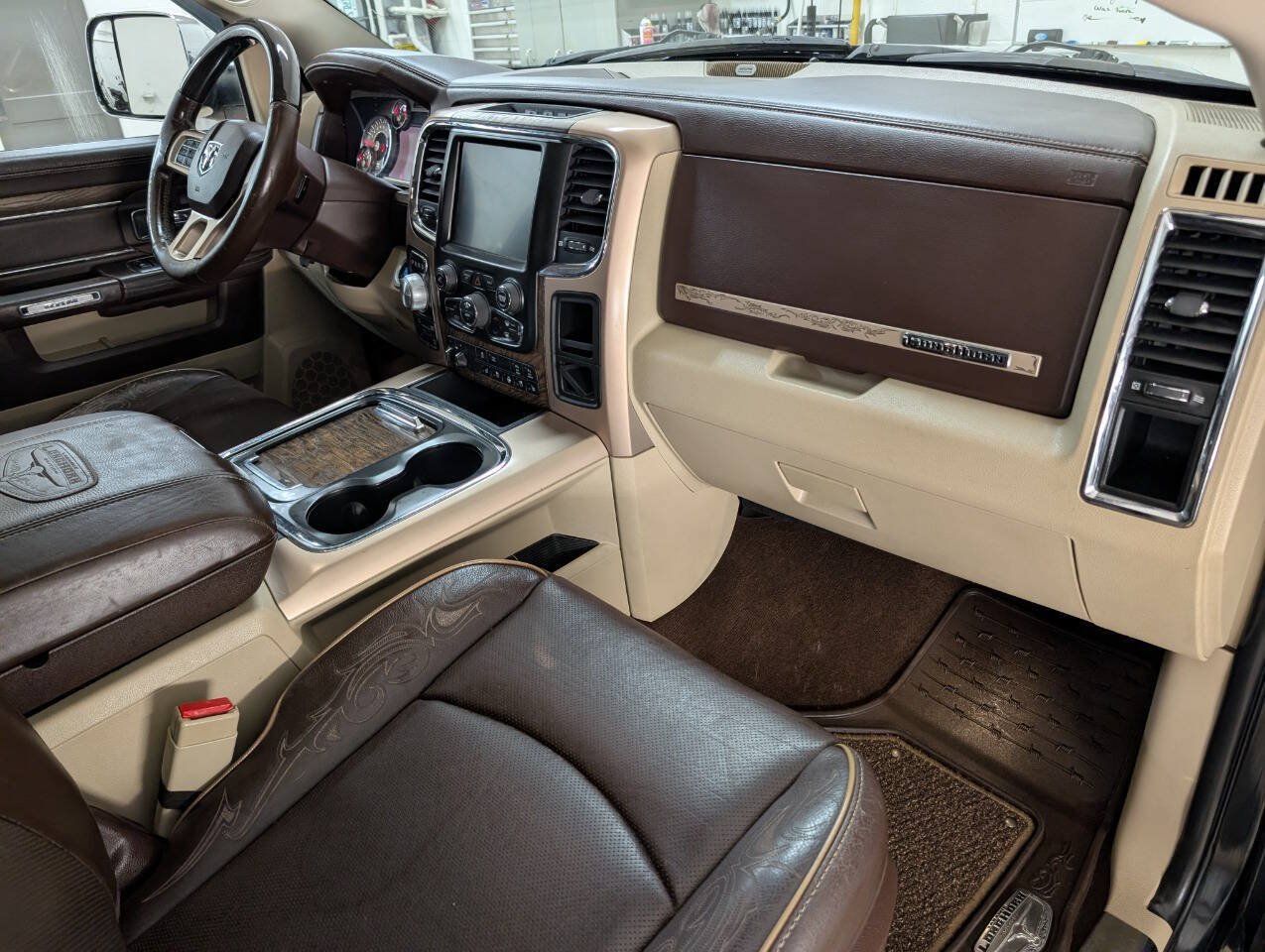 Used 2015 RAM 1500 Laramie Longhorn AWD/4WD image 20