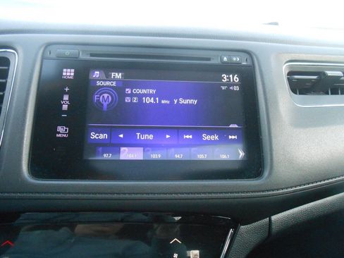 Used 2017 Honda HR-V EX image 13