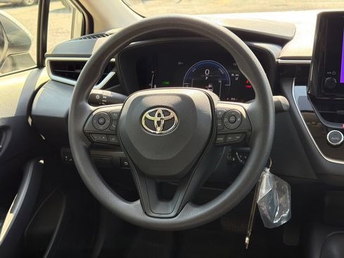 New 2026 Toyota Corolla LE FWD image 24