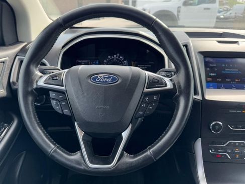Used 2020 Ford Edge SEL image 12