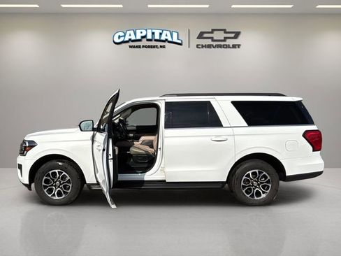 Used 2024 Ford Expedition Max XLT AWD/4WD image 13