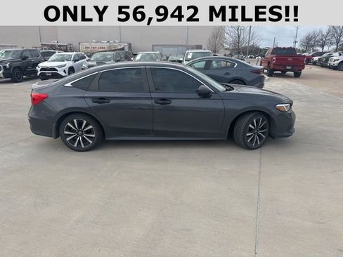 Used 2022 Honda Civic EX image 2