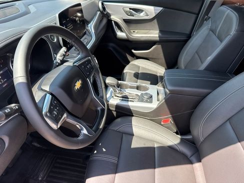Used 2024 Chevrolet Blazer LT w/ Midnight/Sport Edition FWD image 18
